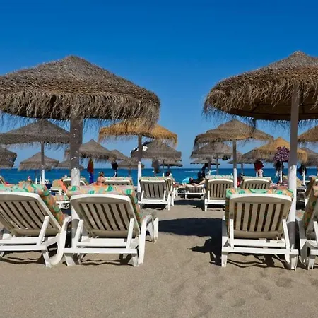 Apartment Lovely, Quiet Downtown-beach W Balcony Fuengirola