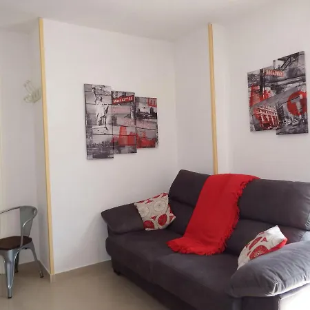 Lovely, Quiet Downtown-beach W Balcony